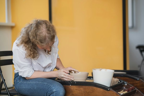 Quels sont les bienfaits de l'argile rose pour les peaux sensibles?